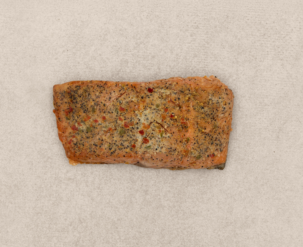 Hot-smoked salmon with lemon and pepper