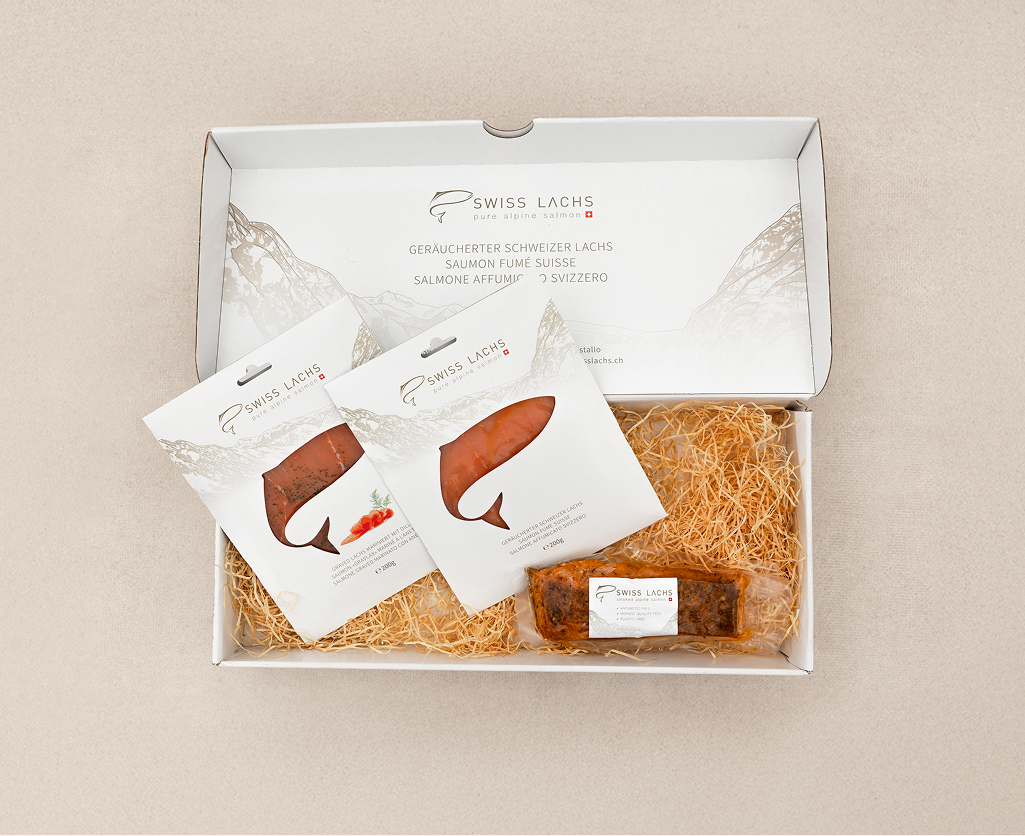 Smoked and graved salmon filet assortment