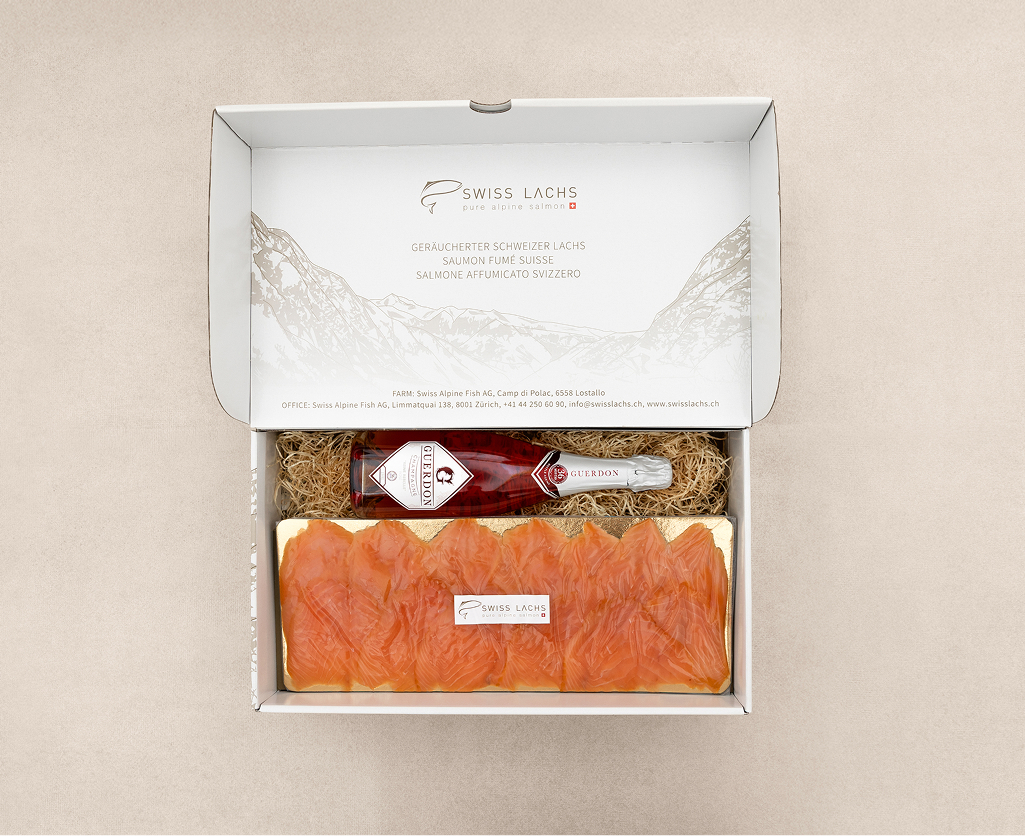 Smoked salmon side with premium rosé champagne